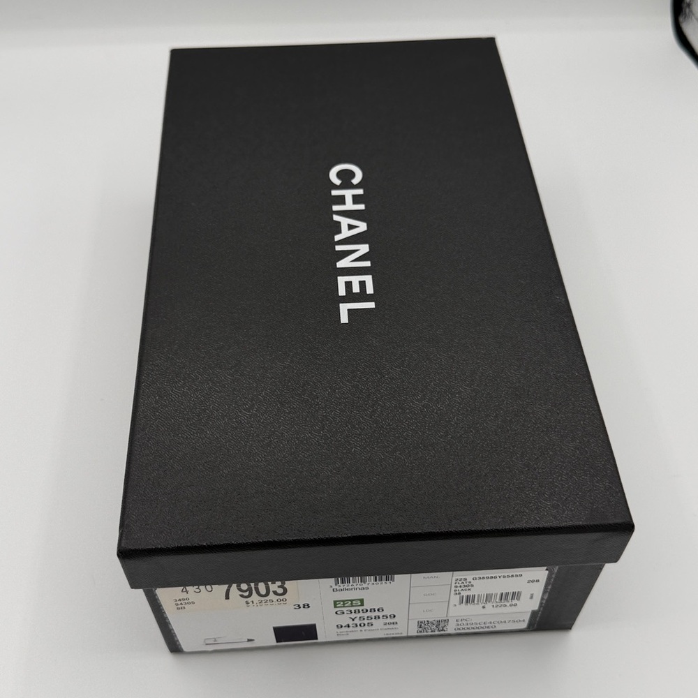 Chanel Ballet Flats Black Lambskin Patent Cap Toe Chain CC Charm Size 38 NWT - Picture 12 of 12